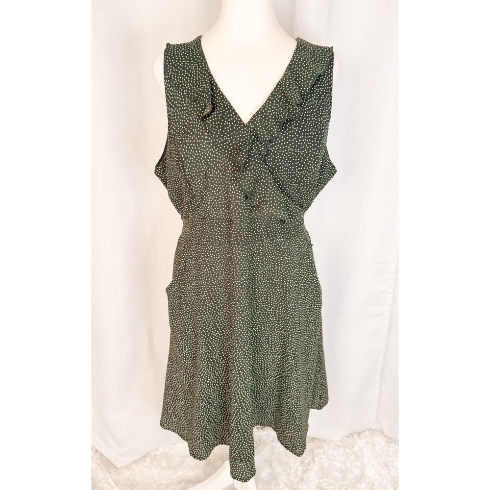 SM Wardrobe Green Polka Dot Dress XL Ruffle V Neck Tie Waist Pockets